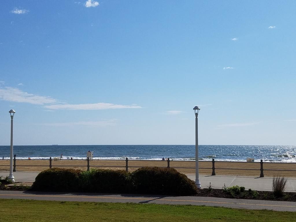 The Breakers Resort Inn Вирджиния Бийч Екстериор снимка